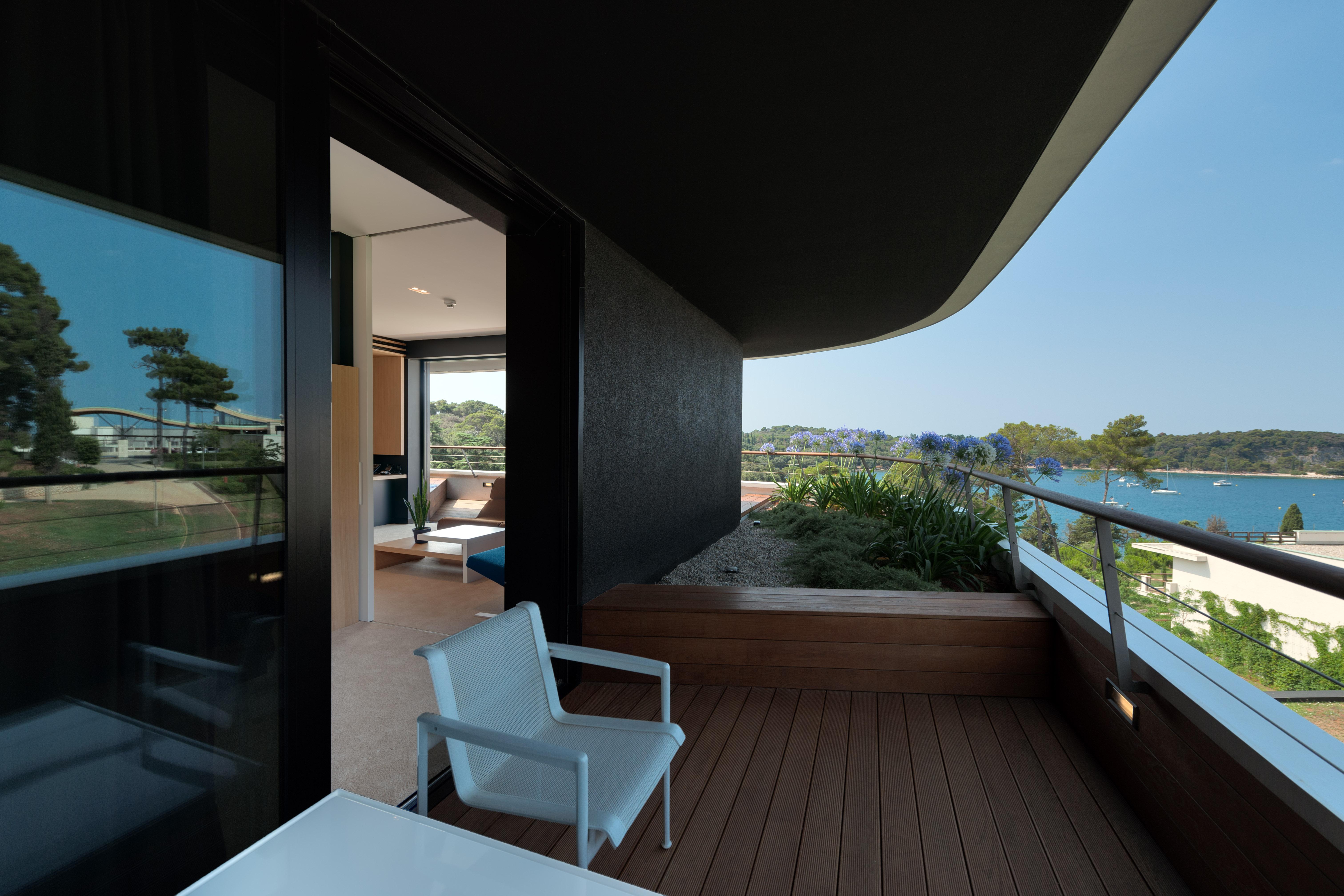 Lone Hotel By Maistra Collection Rovigno Esterno foto Balcony