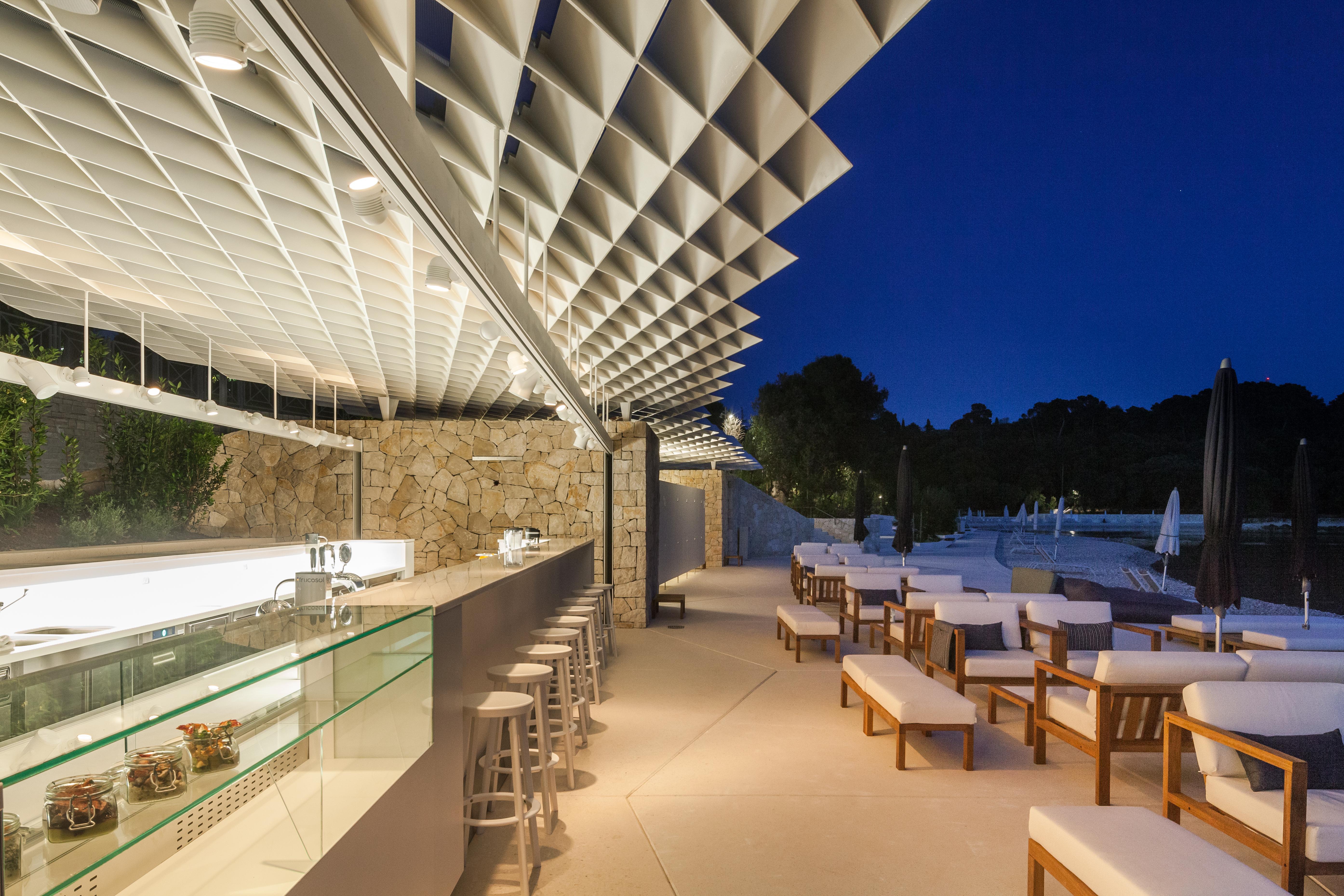Lone Hotel By Maistra Collection Rovigno Esterno foto The restaurant